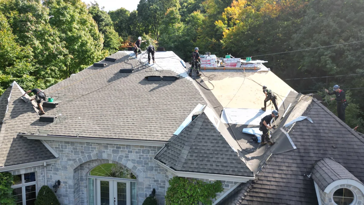 Option Toiture Team — certified roofers in Richelieu