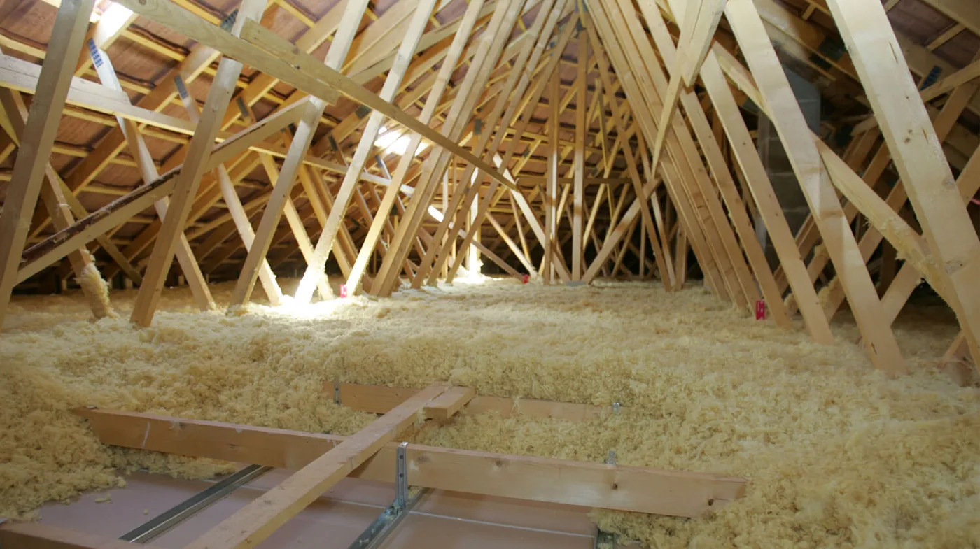 Attic Ventilation in Candiac